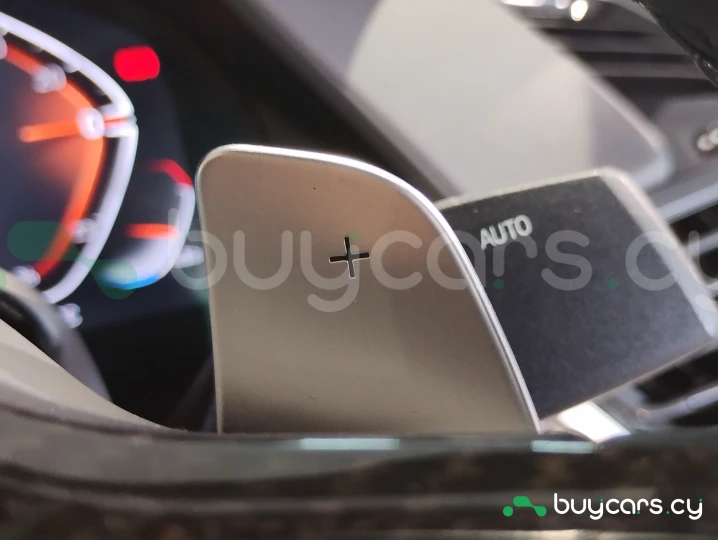 BMW X6 Темно-красный