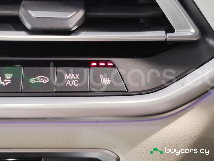 BMW X6 Темно-красный