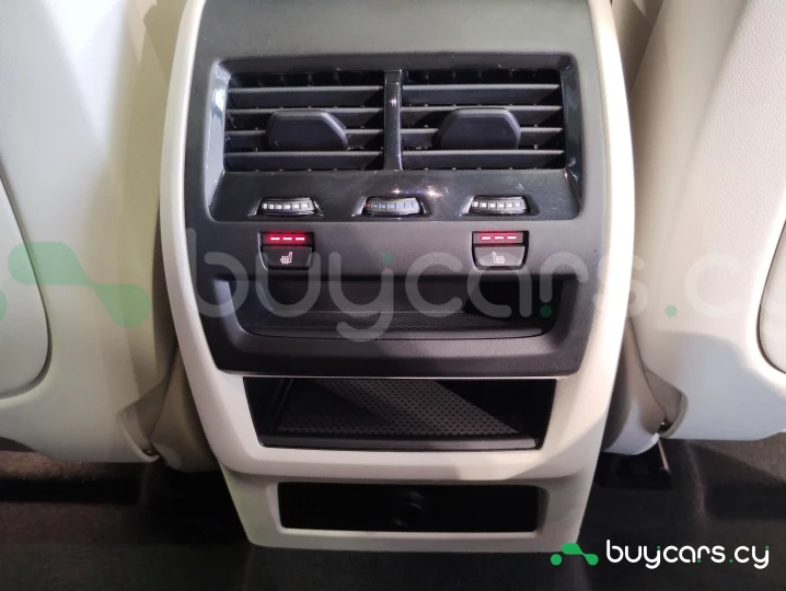 BMW X6 Темно-красный