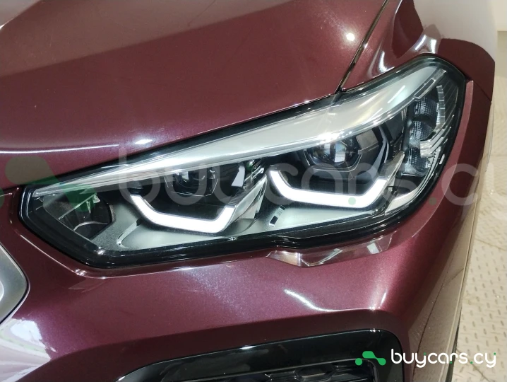 BMW X6 Темно-красный