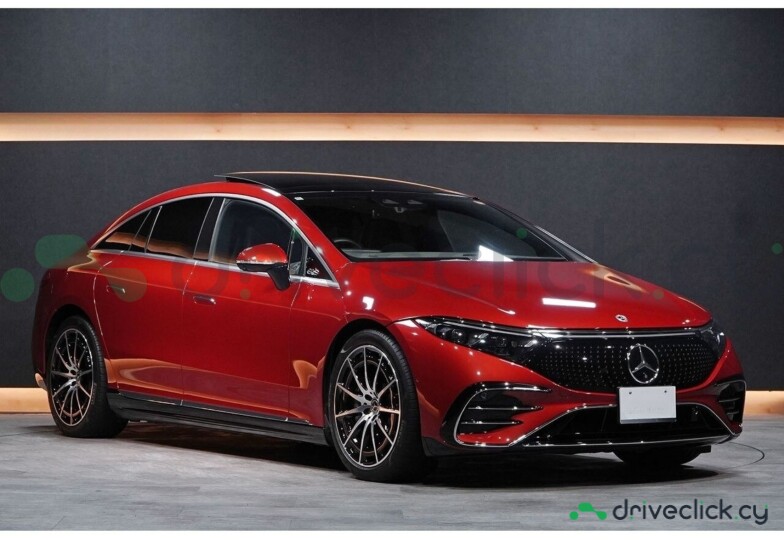 Mercedes EQS Red
