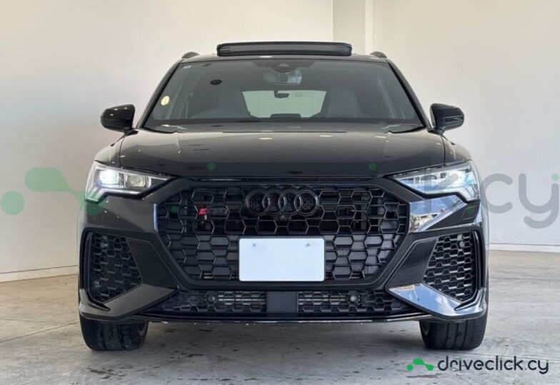 Audi RS Q3 Black