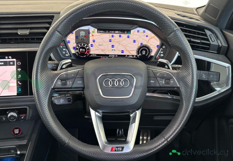 Audi RS Q3 Black