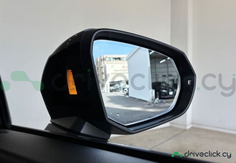 Audi RS Q3 Black