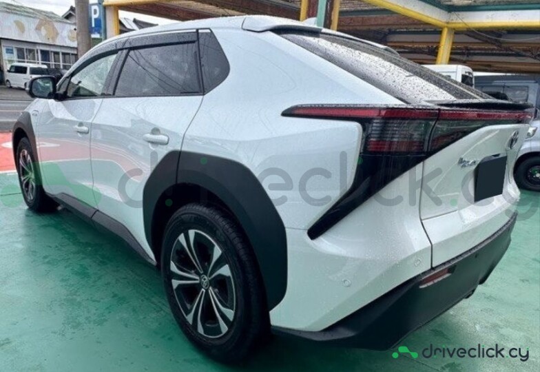 Toyota BZ4X White