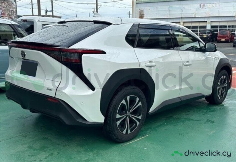 Toyota BZ4X White