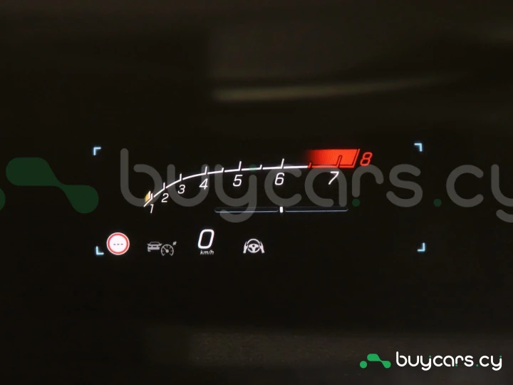 Mercedes E-class Red