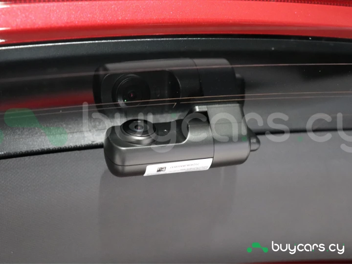 Mercedes E-class Red