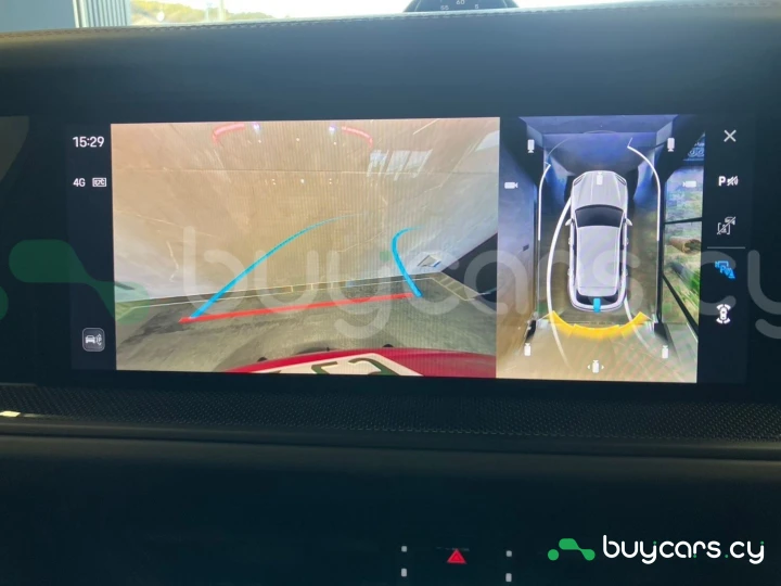 Porsche Cayenne Красный