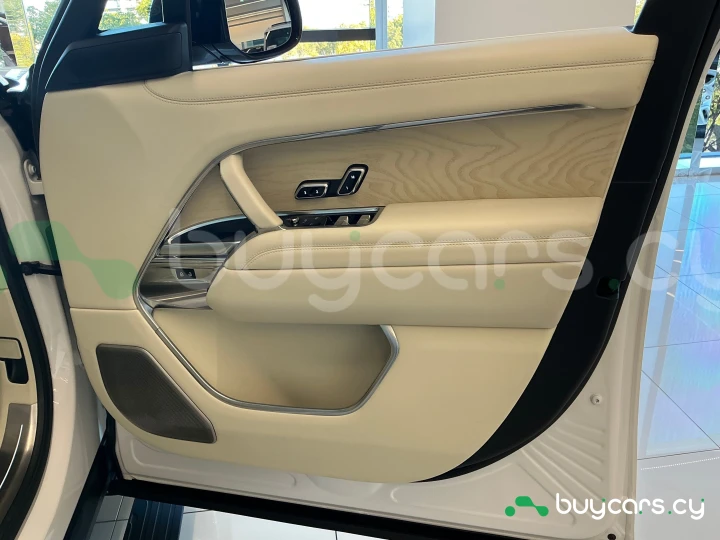 Land Rover Range Rover Белый