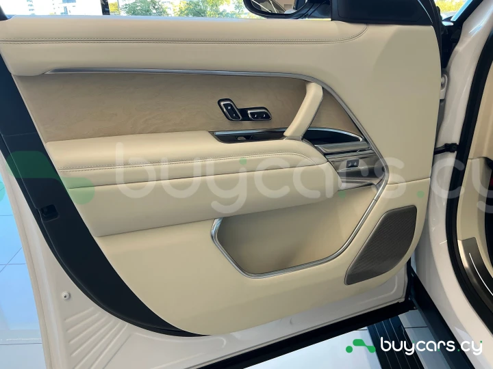 Land Rover Range Rover Белый