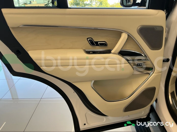 Land Rover Range Rover Белый