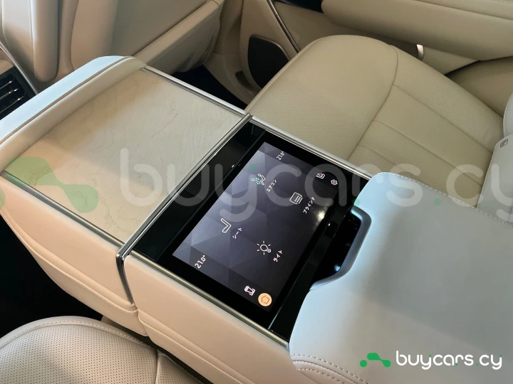 Land Rover Range Rover Белый