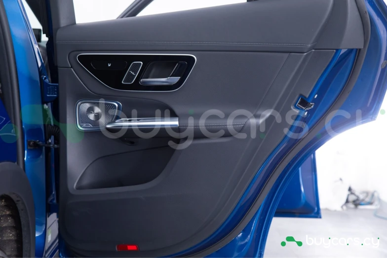 Mercedes GLC-class Синий