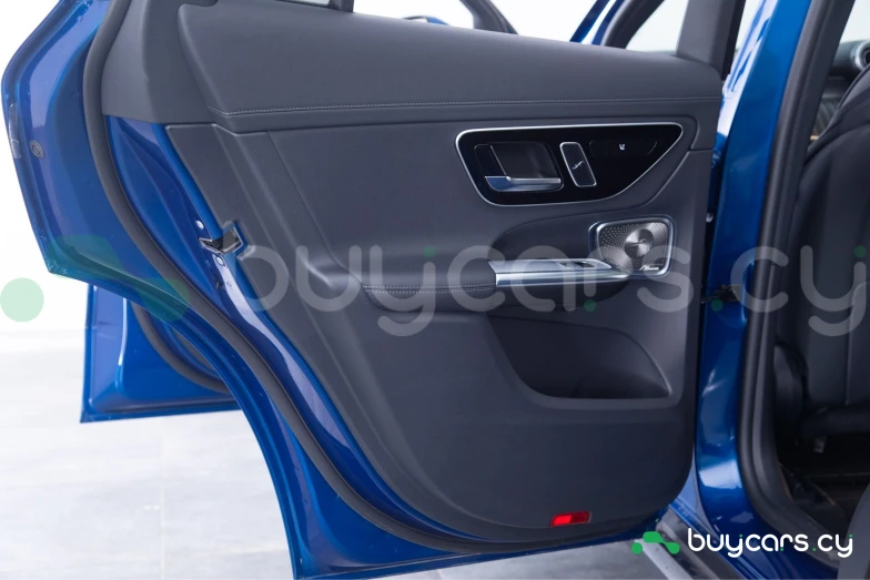 Mercedes GLC-class Синий