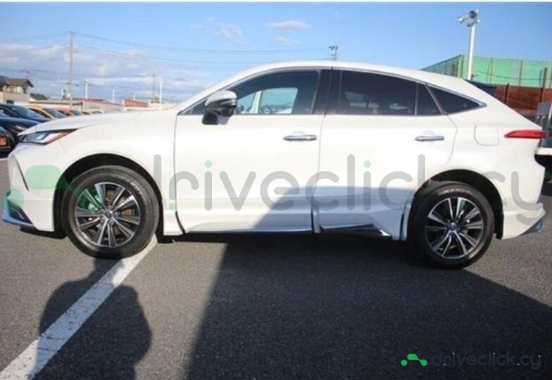 Toyota Harrier Белый