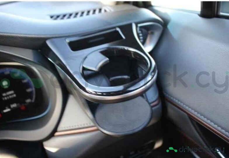 Toyota Harrier Белый