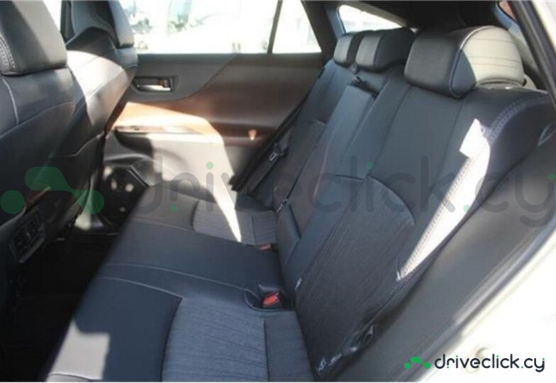 Toyota Harrier Белый
