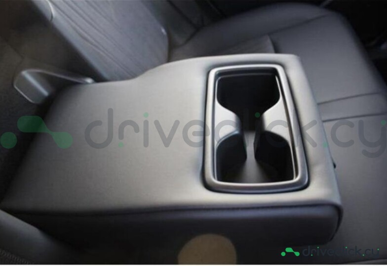 Toyota Harrier Белый