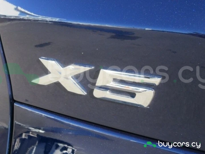 BMW X5 Blue