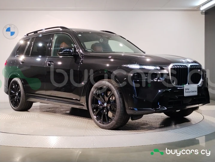 BMW X7 Черный
