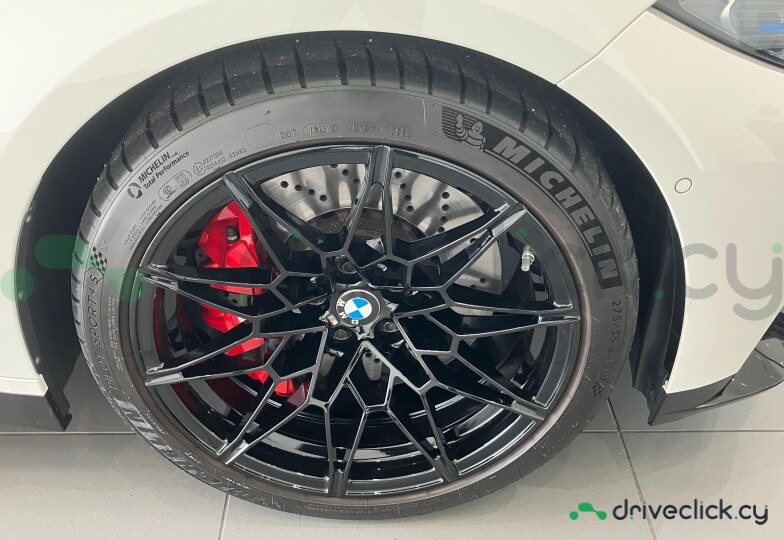BMW M4 White