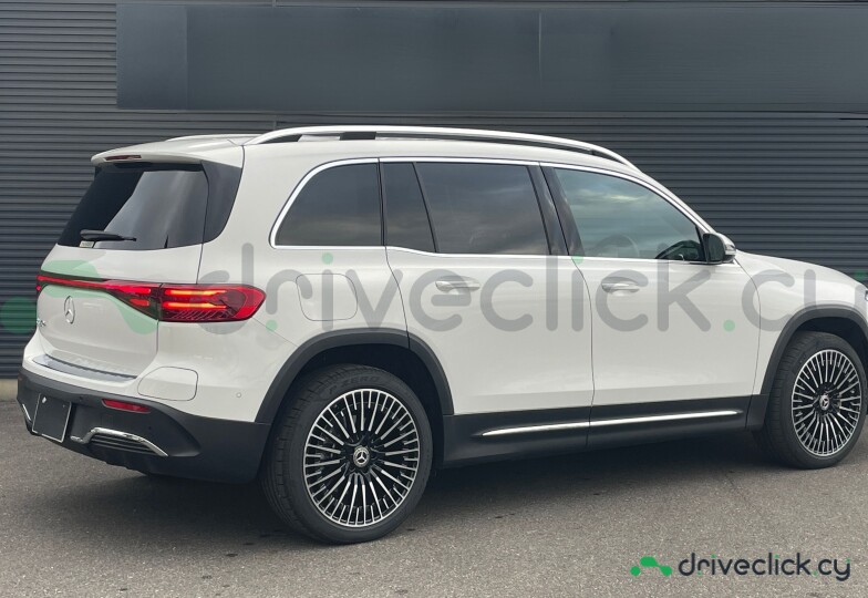 Mercedes EQB Белый