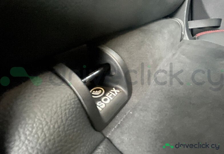 Mercedes EQB Белый