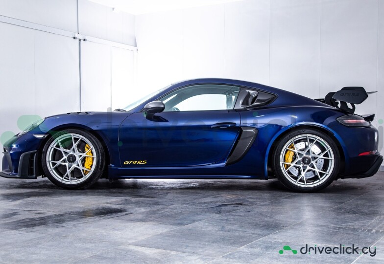 Porsche Cayman Blue