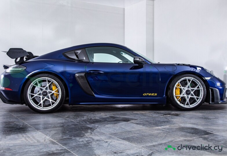 Porsche Cayman Blue