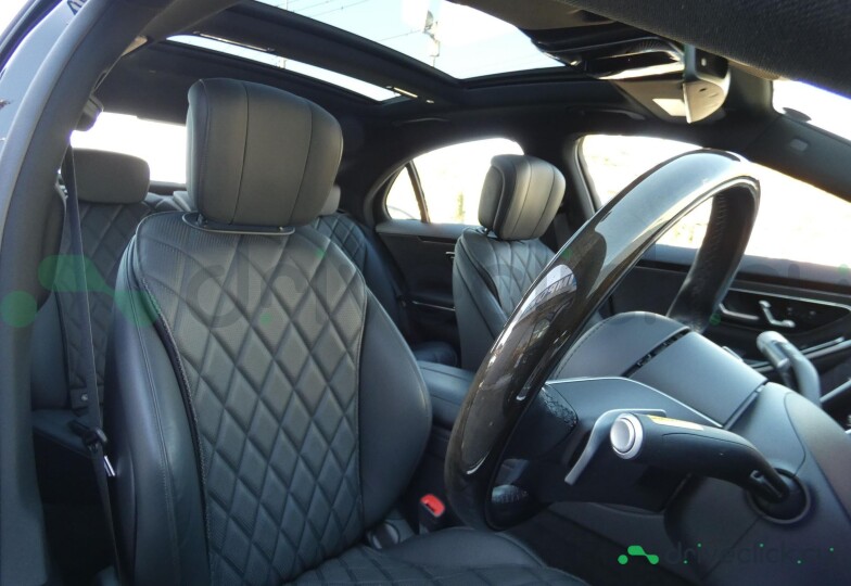 Mercedes S-class Black