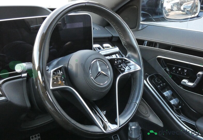 Mercedes S-class Black