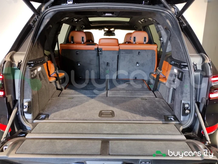 BMW X7 Черный