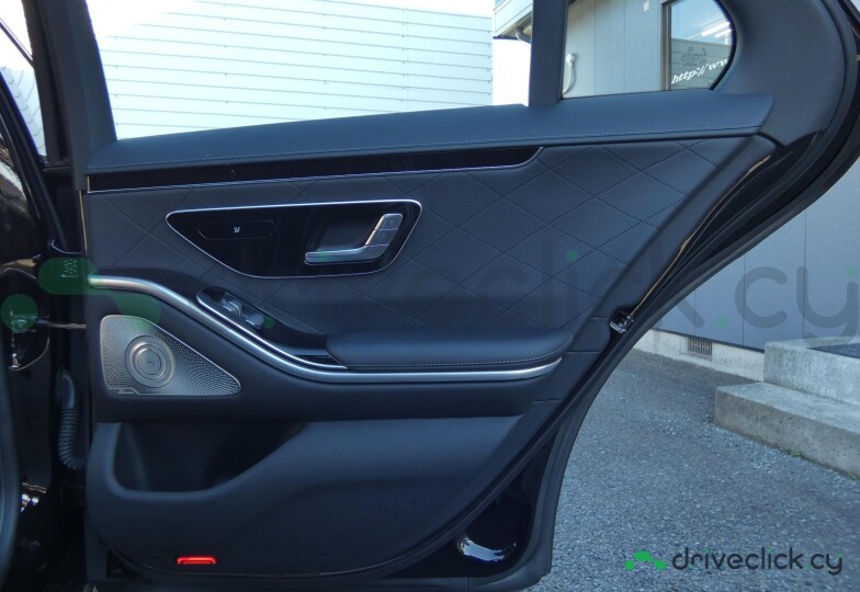 Mercedes S-class Black