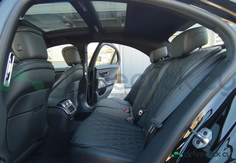 Mercedes S-class Black