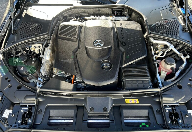 Mercedes S-class Black