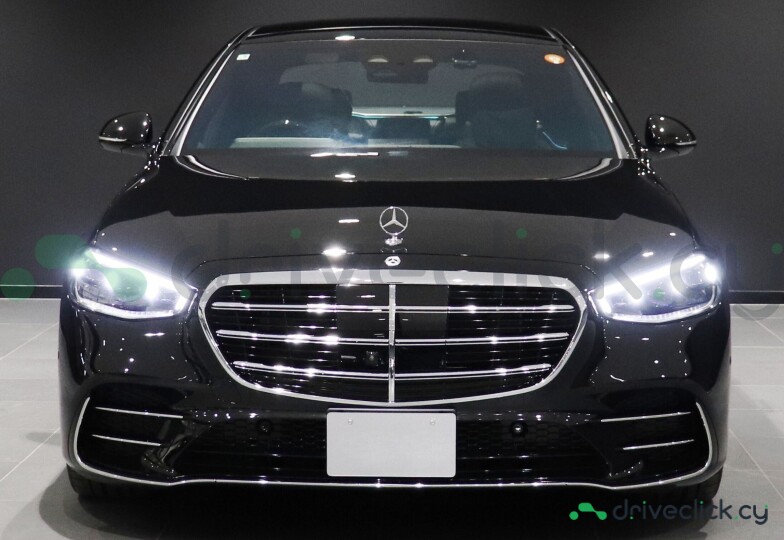 Mercedes S-class Black