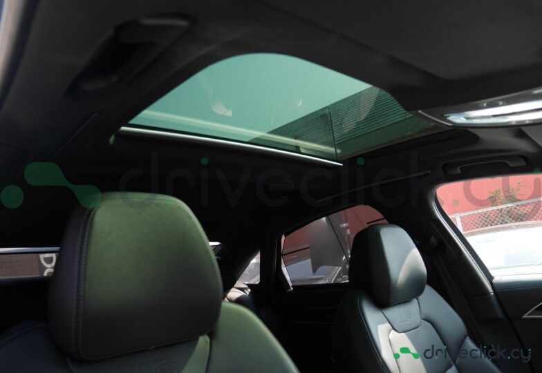 Audi A8 Black