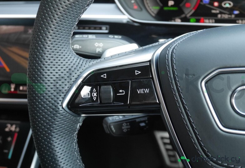 Audi A8 Black