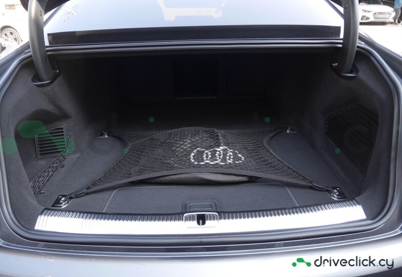 Audi A8 Black