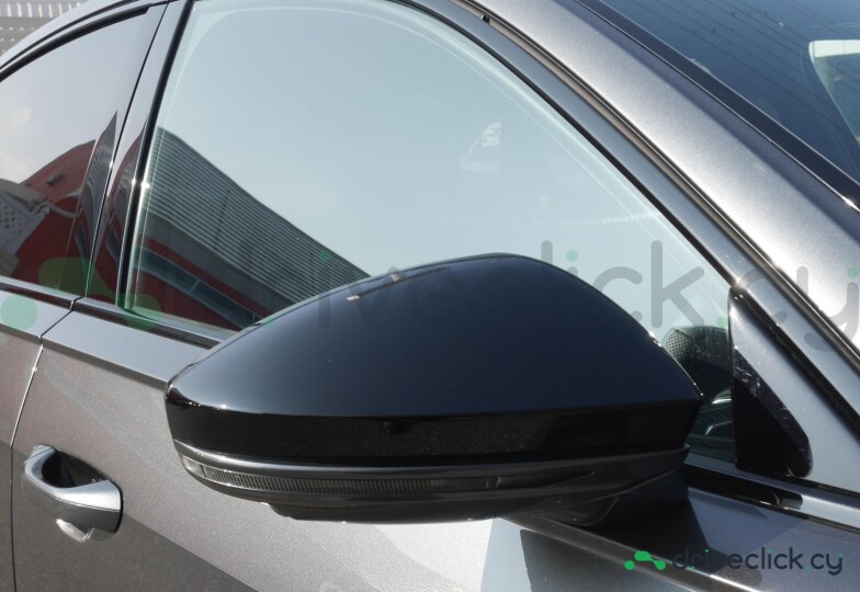 Audi A8 Black