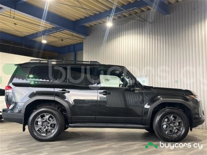 Lexus GX Черный