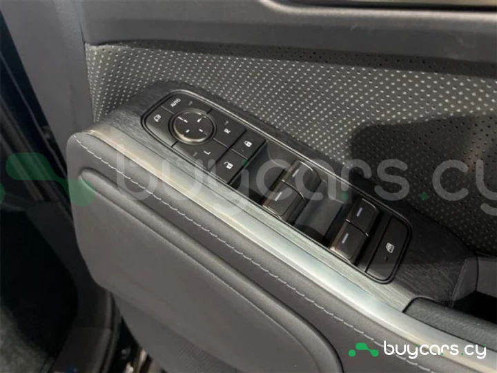 Lexus GX Черный