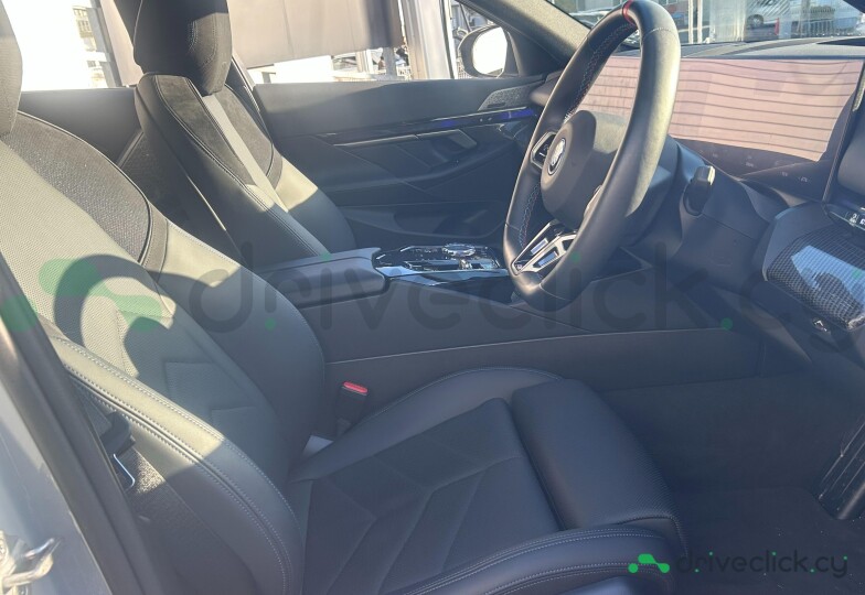 BMW i5 White