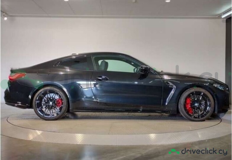 BMW M4 Black