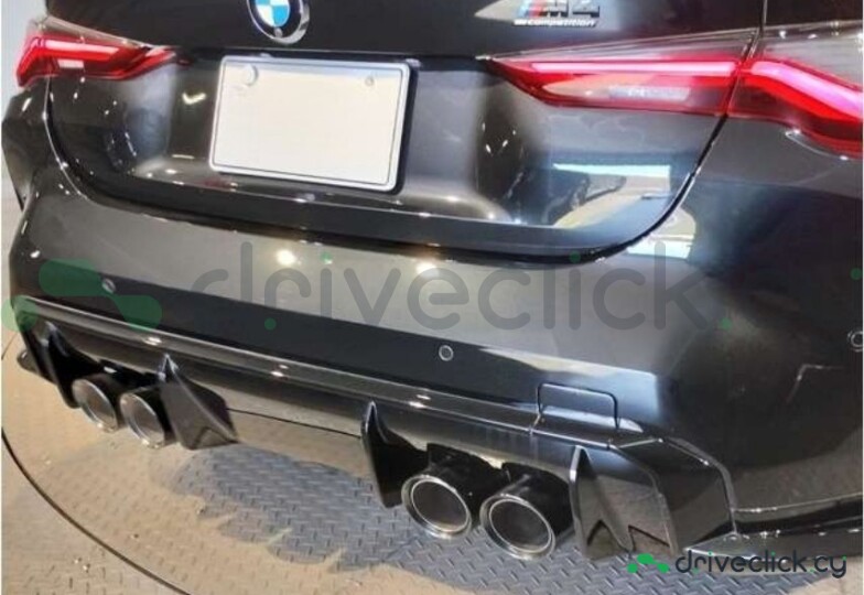 BMW M4 Black