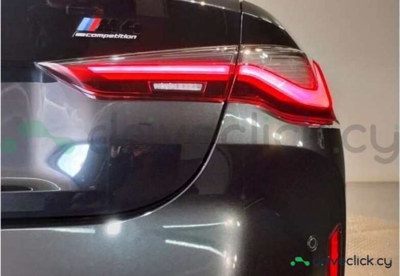 BMW M4 Black