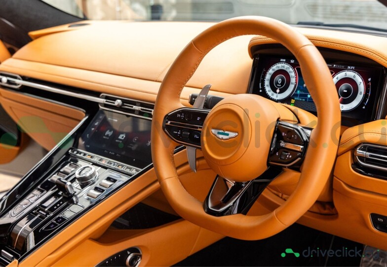 Aston Martin DB12 Серый