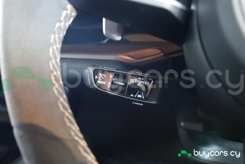 Porsche Cayenne Бежевый