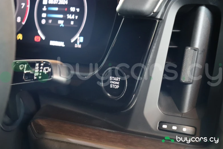 Porsche Cayenne Бежевый